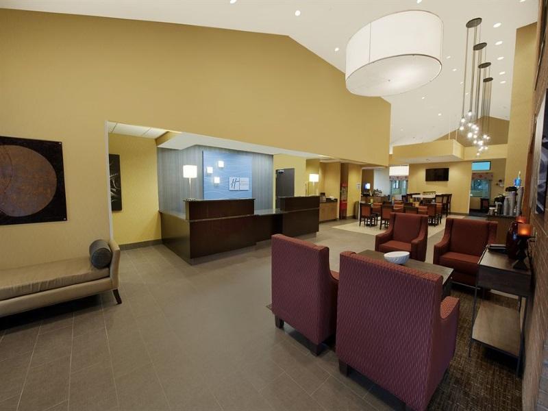 Holiday Inn Express Fredericksburg - Southpoint By Ihg Eksteriør bilde