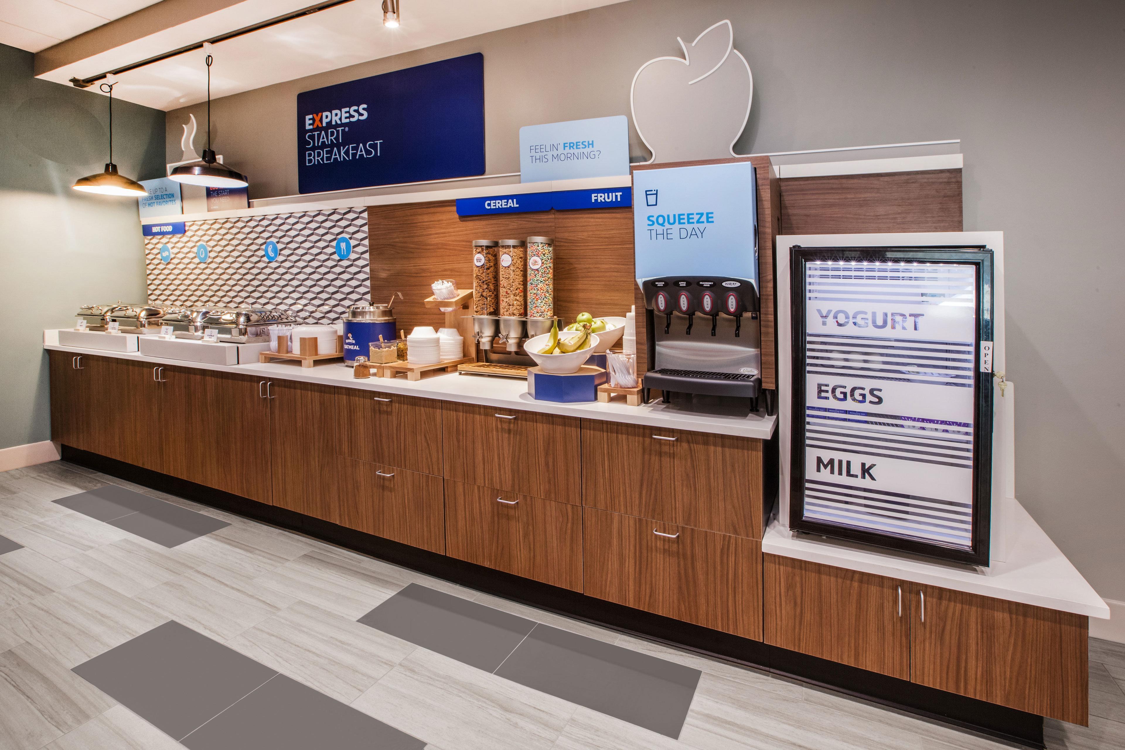 Holiday Inn Express Fredericksburg - Southpoint By Ihg Eksteriør bilde