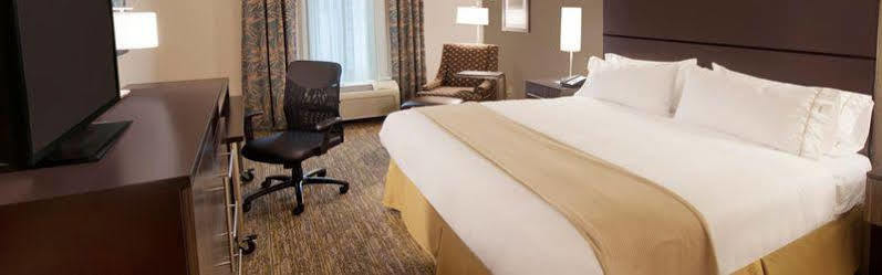 Holiday Inn Express Fredericksburg - Southpoint By Ihg Eksteriør bilde